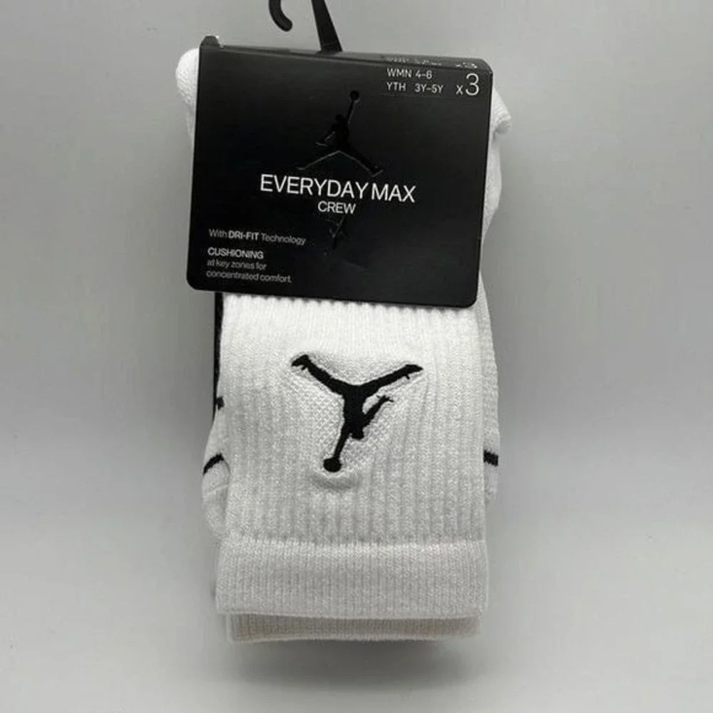 Nike Jordan Everyday Max Unisex Crew Socks (3‎ Pack) Women 4-6 Small NWT